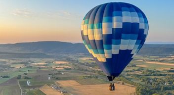 Baptême en montgolfière à Lourmarin dans le Luberon
