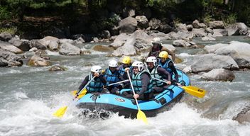 Rafting sur la Durance près d'Embrun en PACA