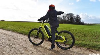 Randonnée en vélos électriques sur les routes du Vexin Français au départ d'Us