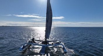 Sortie en mer sur un trimaran de la Route du Rhum sur l'île de Marie-Galante