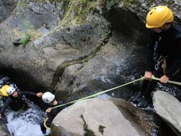 Canyoning dans les gorges de Berros, près de Llavorsi