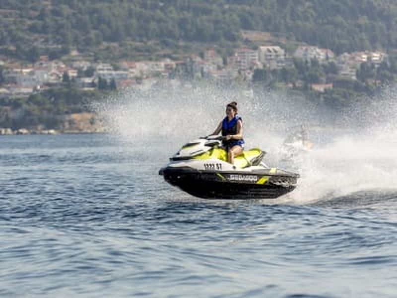 Excursion guidée en jet-boat et jet-ski à l'île de Čiovo au départ de Split
