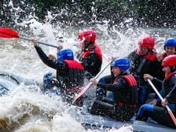 Rafting sur la rivière Saalach depuis Schneizlreuth, près de Salzbourg