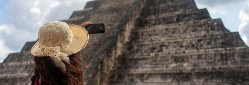 Excursion à Chichén Itzá et au cénote Saamal + Visite d'une galerie d'art