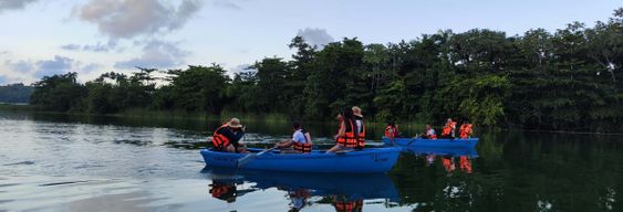 Balade en bateau sur le Toa + Visite de la plage de Maguana