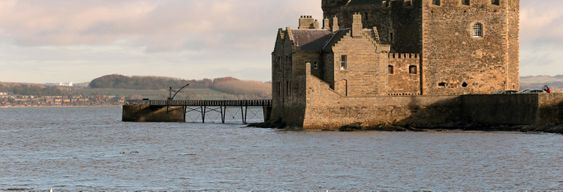 Balade en bateau sous les ponts de Forth + Château Blackness