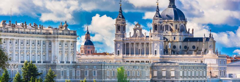 Palais Royal + Cathédrale de l'Almudena