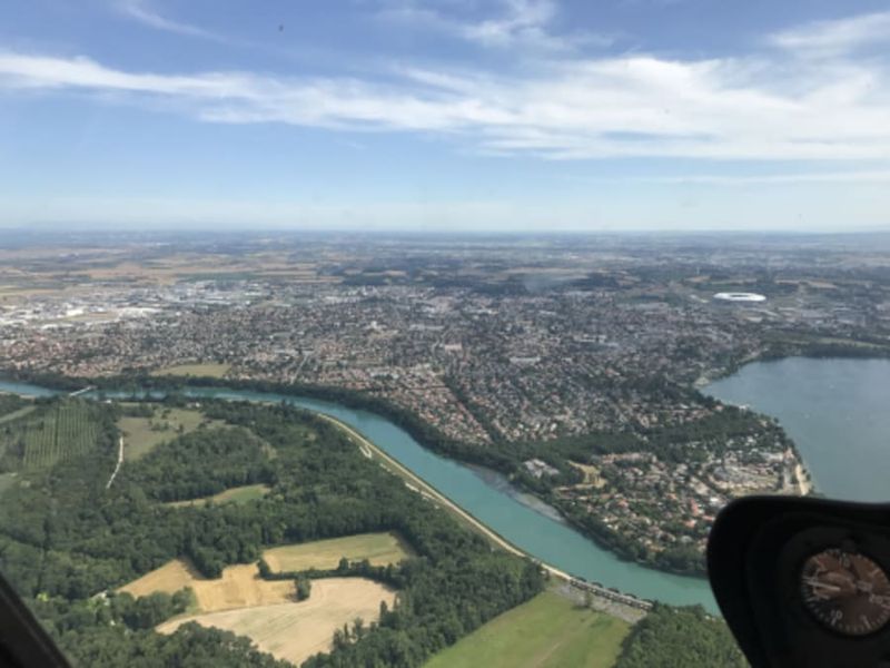 Vol en hélicoptère au-dessus de Lyon Ouest (69)