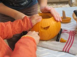 Atelier citrouille à la ferme de La Réauté à Thorigné Fouillard