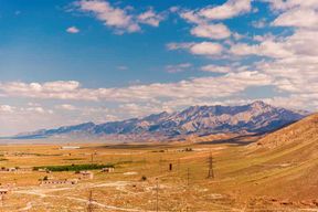 Visite à Achraf ou Ukhum ou Sentob, Lac Aydar et Nourata (3 J.)