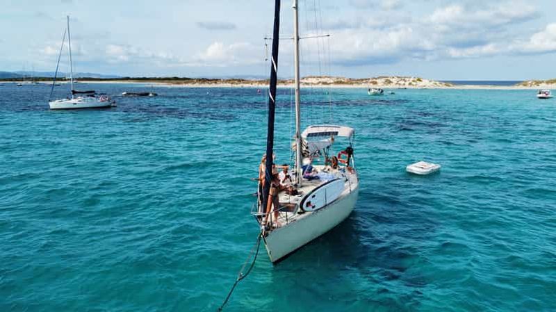 Depuis Ibiza : Les points forts de l'île et le tour en bateau privé de Formentera
