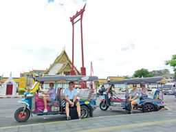 Bangkok : Visite guidée dans un Tuk-Tuk thaïlandais typique
