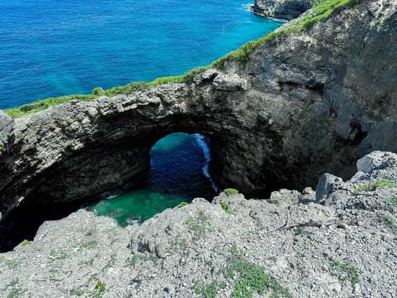 Marie-Galante : Excursion en bateau tout compris, visite, repas et baignade