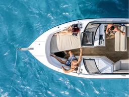 Zadar : visite guidée en bateau rapide avec dégustation de mets, d'huile et de vin