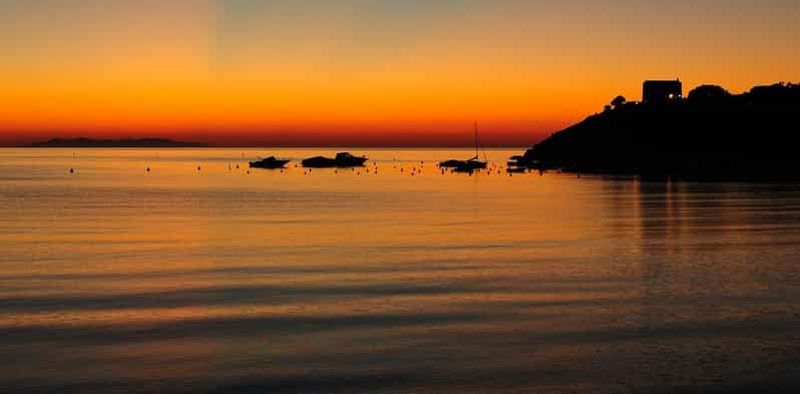 Palerme : coucher de soleil avec dîner à bord d'un bateau de luxe