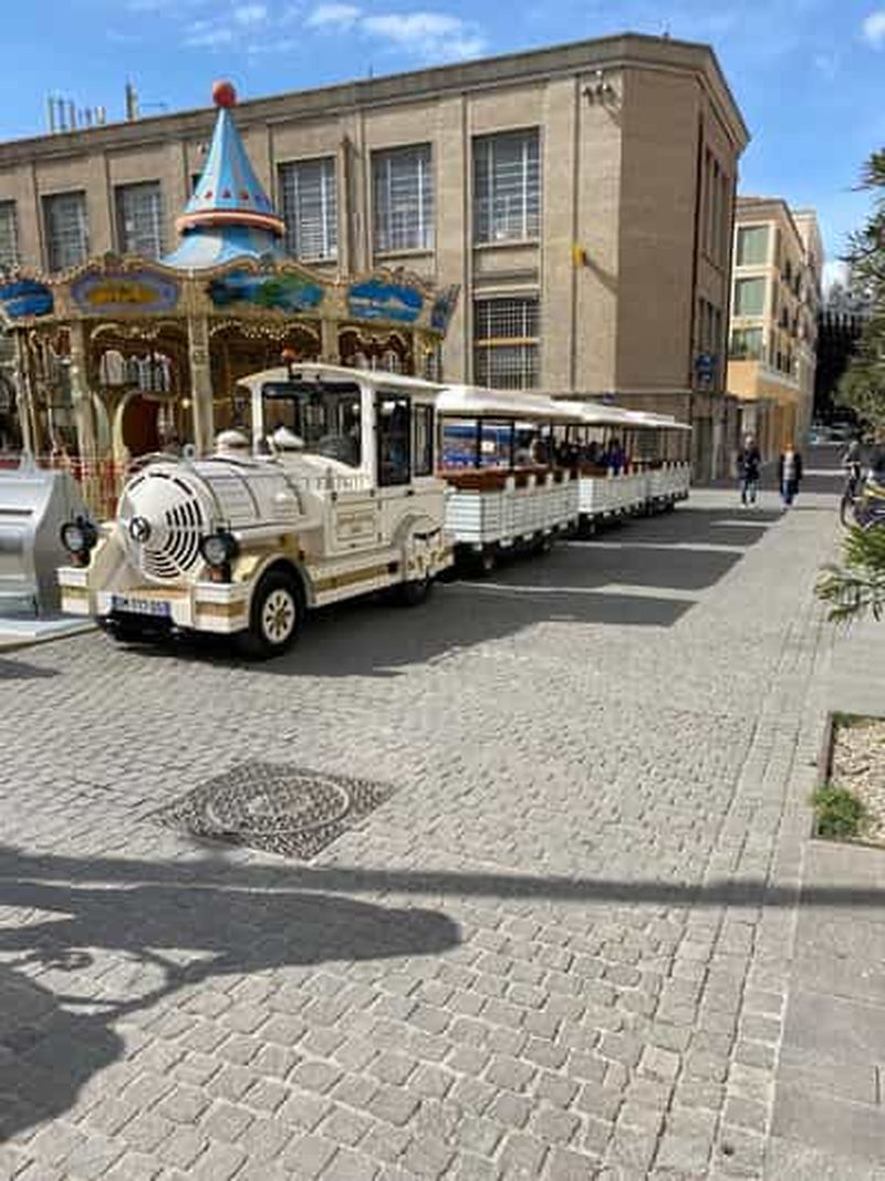 Antibes : Circuit du Petit Train d'Antibes à Juan-les-Pins en deux étapes