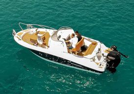 Croisière privée vers Chalki et l'île d'Alimia