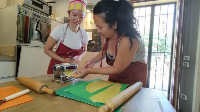 Florence : Leçon de pâtes et vin Chianti en toute intimité. Parking facile