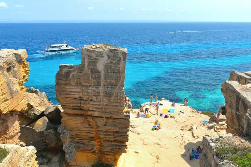 Billet Depuis Trapani : Croisière vers Favignana et Levanzo avec déjeuner.