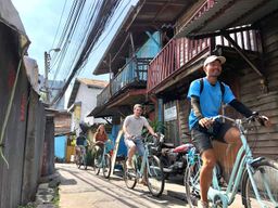 Bangkok : visite guidée à vélo des temples, des canaux et de la vie locale