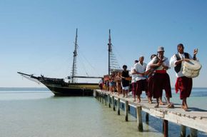 Croisière au coucher du soleil à Djerba et île aux Flamants roses – Meilleure excursion en bateau