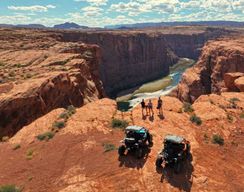 Page : circuit en UTV avec vue sur le fleuve Colorado depuis Horseshoe Bend