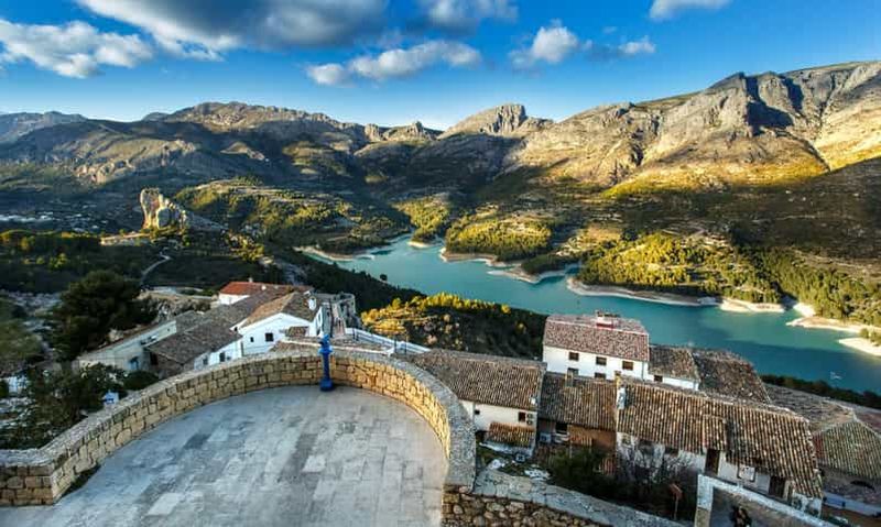 Billet Depuis Alicante : Guadalest, Altea & billet dans les cascades d'Algar