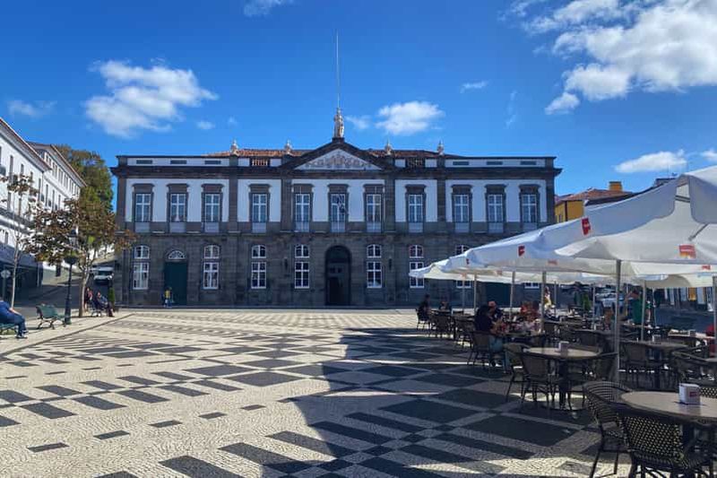 Excursion d'une demi-journée : visite de la ville d'Angra do Heroísmo