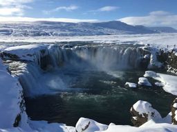 Excursion d'une journée à la cascade de Godafoss au départ d'Akureyri