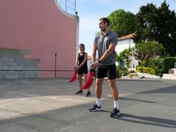 Biarritz : Initiation à la pelote basque avec joueur pro