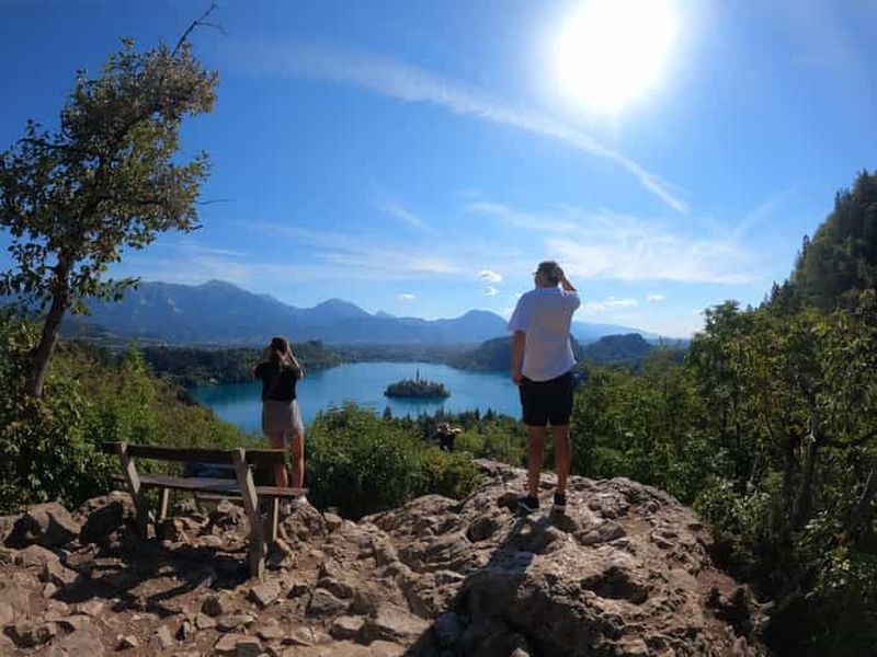 Ljubljana : Bled, Kranjska Gora & Peričnik Waterfall Day Trip (excursion d'une journée à Bled, Kranjska Gora et la cascade de Peričnik)