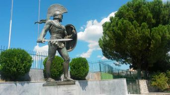 Visitez les grottes spartiates, médiévales de Monemvasia et de Diros