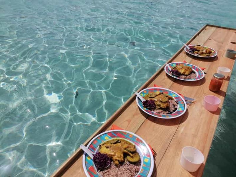 Bootsfahrt mit Mittagessen auf dem Wasser (Grand Cul De Sac)