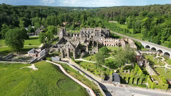 Excursion romantique dans le Brabant : spa de Genval et abbaye de Villers