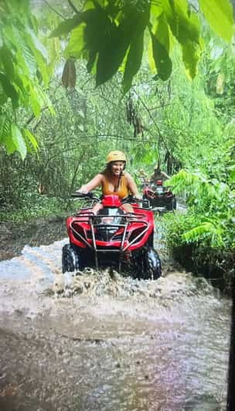 Ubud Bali ATV Quad Bike Adventure with Lunch (Aventure en quad à Ubud Bali avec déjeuner)