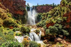 Au départ de Marrakech : Randonnée guidée et excursion en bateau aux cascades d'Ouzoud