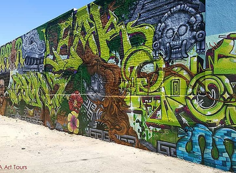 Los Angeles : Arts District Graffiti and Mural Bike Tour (en anglais)