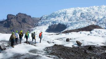 Skaftafell : randonnée facile en groupe sur le glacier Falljokull