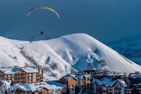 Depuis Tbilissi : station de ski de Gudauri ou visite d'une journée à Kazbegi