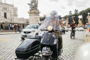 Rome : visite des temps forts en side-car Vespa avec gelato
