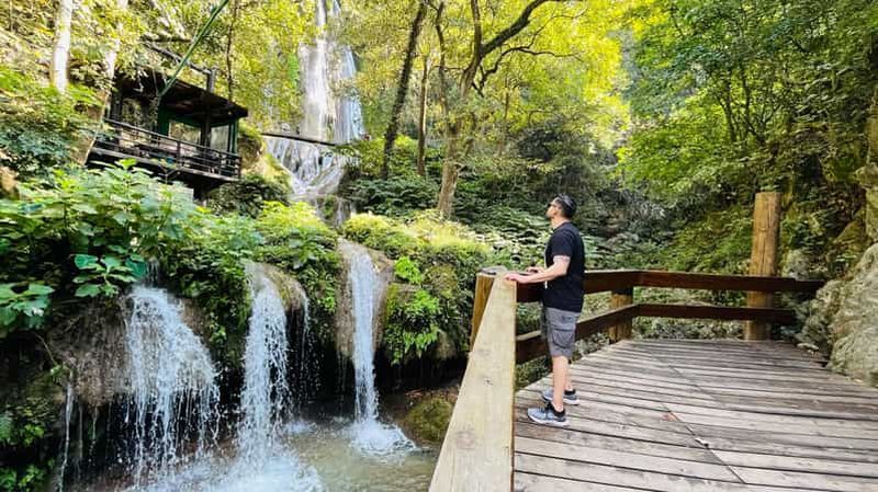 Billet Visite guidée "Cola de Caballo", avec guide, transfert et billets