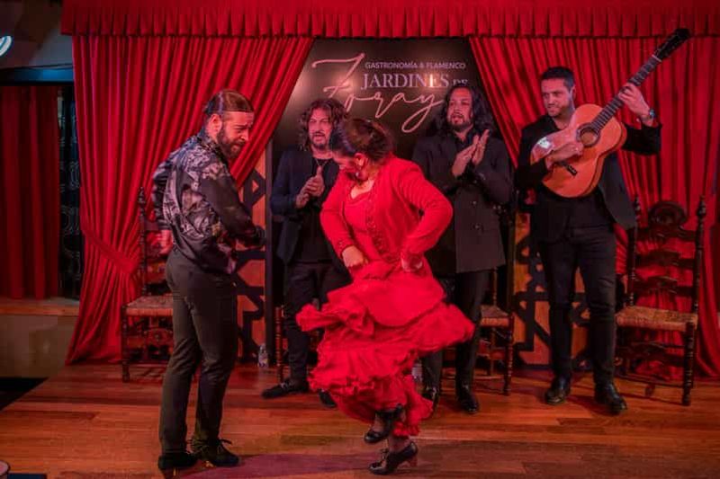 Grenade : spectacle de flamenco dans l'Albayzín - Jardines de Zoraya