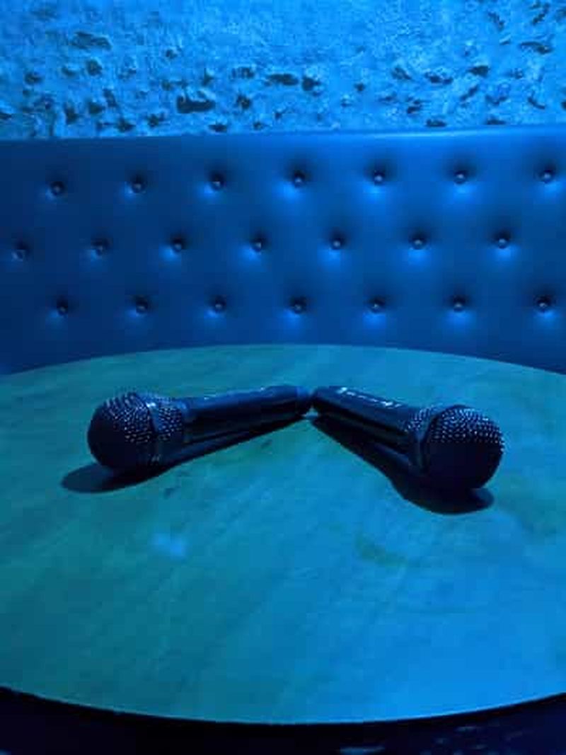 Karaoké dans le centre ville de Chartres pour 2-6 personnes