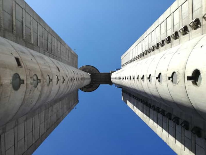 Belgrade : visite de l'architecture spatiale - architecture brutaliste