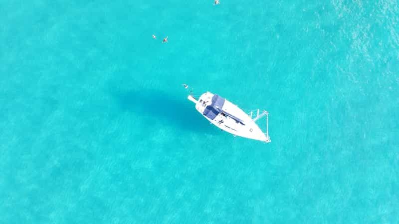 Billet Au départ de Tropea : excursion à la voile le long de la côte des Dieux