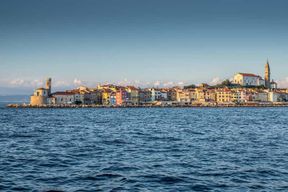 Au départ de Ljubljana : Excursion d'une journée aux grottes de Škocjan (UNESCO) et à Piran