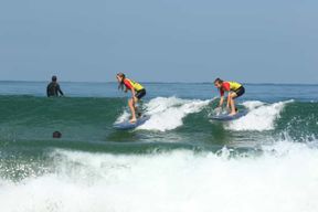 Biarritz : Cours de surf plage de la Côte des Basques