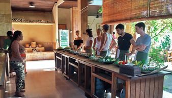 Depuis Ubud : Cours de cuisine authentique dans un village local