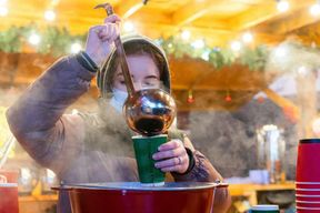 Munich : visite des marchés de Noël avec vin chaud