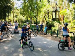 Rome secrète : visite en petit groupe à vélo électrique avec pauses street food